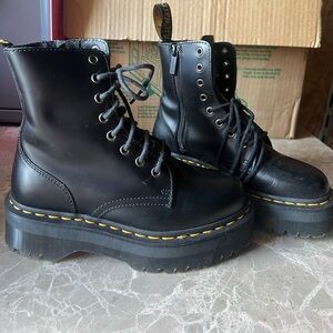 COPY - Size 7.5 doc martins